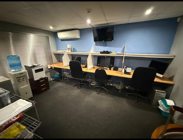 850M² OFFICE FOR SALE IN FERNDALE